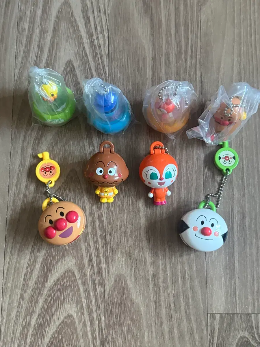 https://media.bunjang.co.kr/product/411486046_1_1780212744_w{res}.jpg